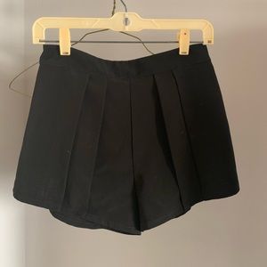 Forever 21 black high waisted shorts